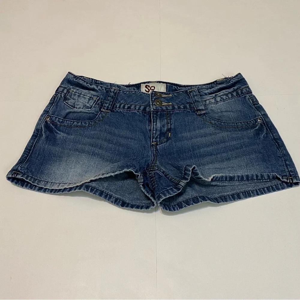 68. ⭐️ SO! Jeans shorts size 9 - Picture 3 of 5